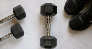 allenamento in casa con i pesi